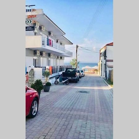 Polychrono New 2 Bedroom Apt. Just By The Sea! 外观 照片