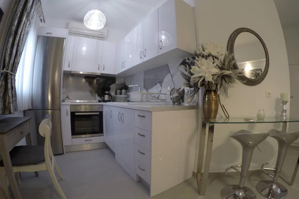 Polychrono New 2 Bedroom Apt. Just By The Sea! 外观 照片