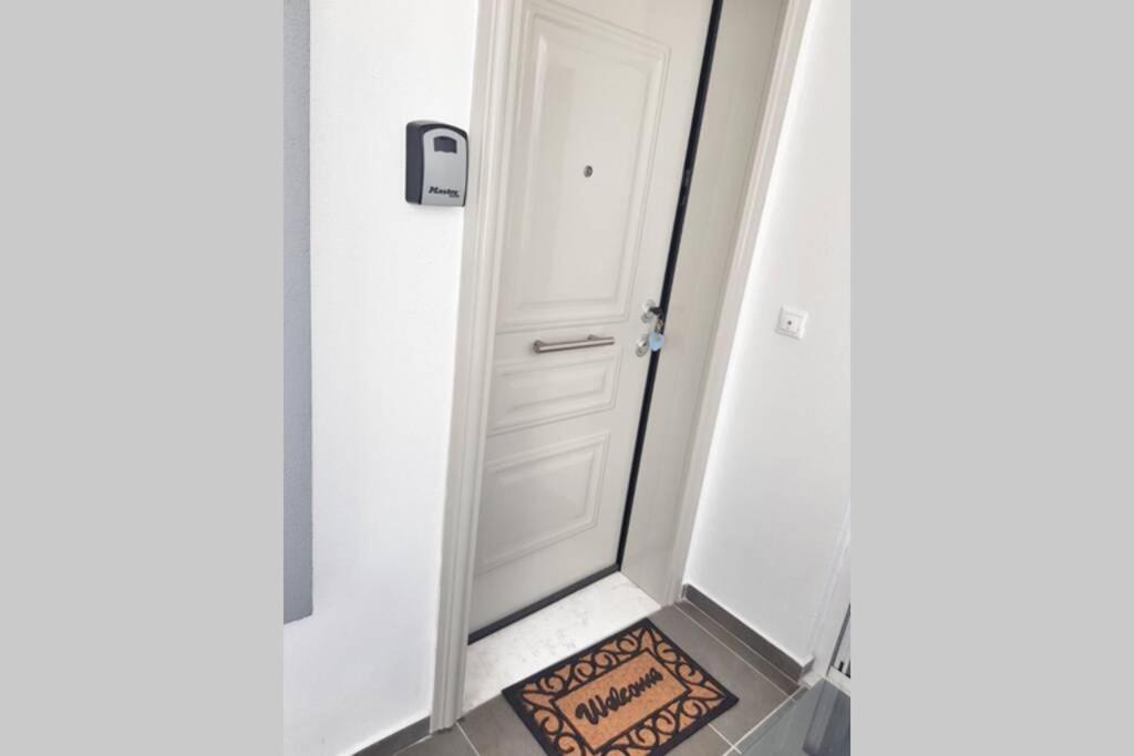 Polychrono New 2 Bedroom Apt. Just By The Sea! 外观 照片